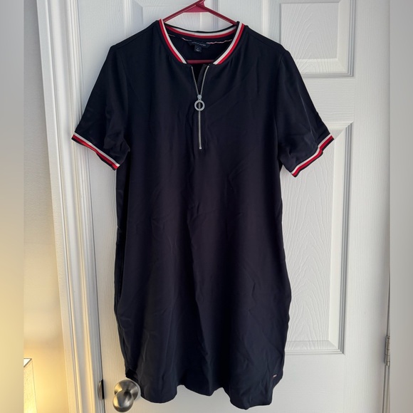 Robe à manches courtes TOMMY (médium) - Picture 1 of 5